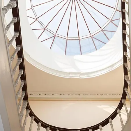 Апартаменты Get A Golden And Flower Flat Порту