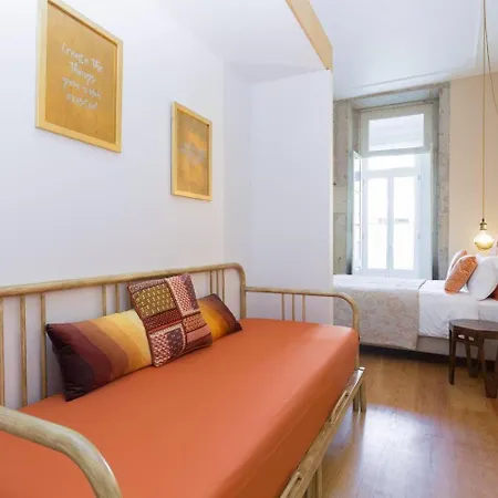 Get A Golden And Flower Flat Porto