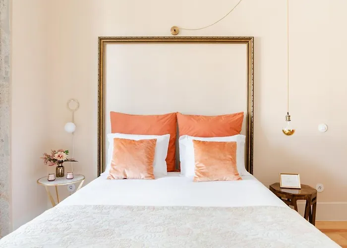 Get A Golden And Flower Flat Appartamento