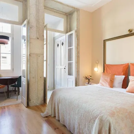 Apartman Get A Golden And Flower Flat *