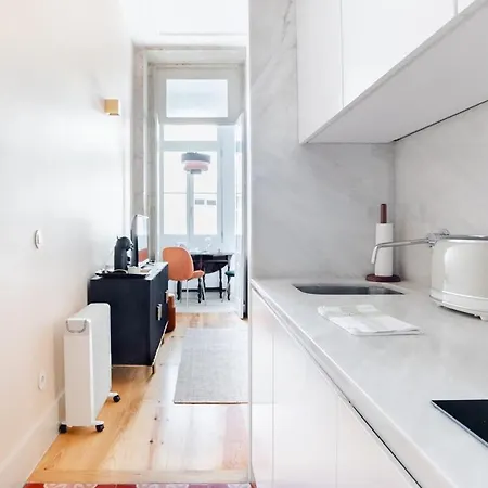 Get A Golden And Flower Flat