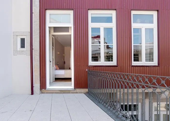 Apartment Get A Golden And Flower Flat Porto