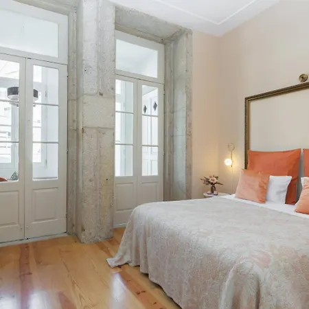 アパート Get A Golden And Flower Flat